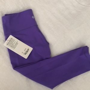 NWT Power Purple Wunder Under